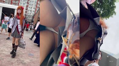 偷窥漂亮小姐姐 白色小内内 性感小屁屁 不停晃悠晃悠超诱惑